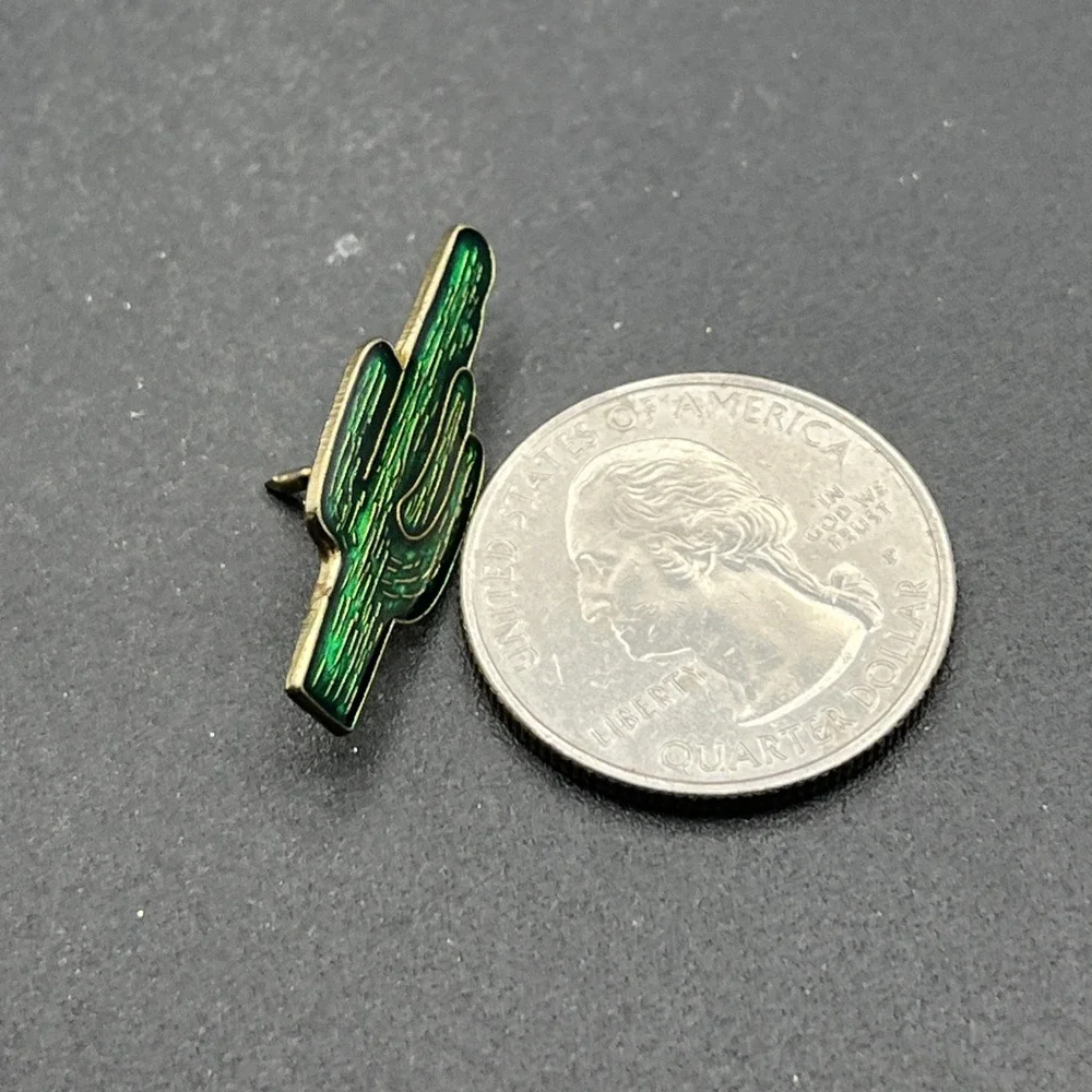 Green Cactus Desert‎ Plant Lapel Hat Pin